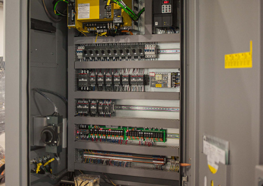 VMC1580 Вертикальный обрабатывающий центр Z-MaT